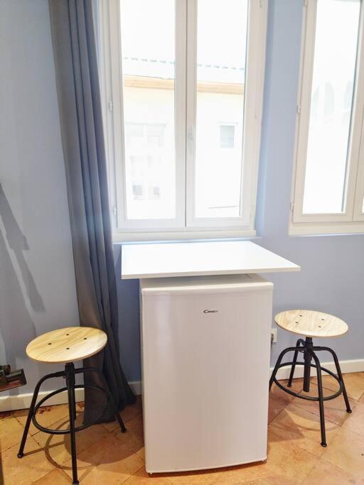 Appartement Studio Proche Capitole - Terrasse - Wifi - Tv à Toulouse Extérieur photo